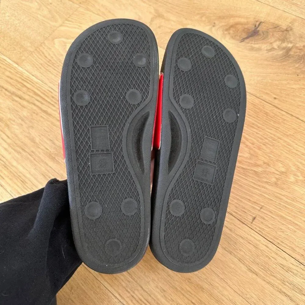 Marcell Von Berlin - LA Fries Mens Slip Ons in Black and Red